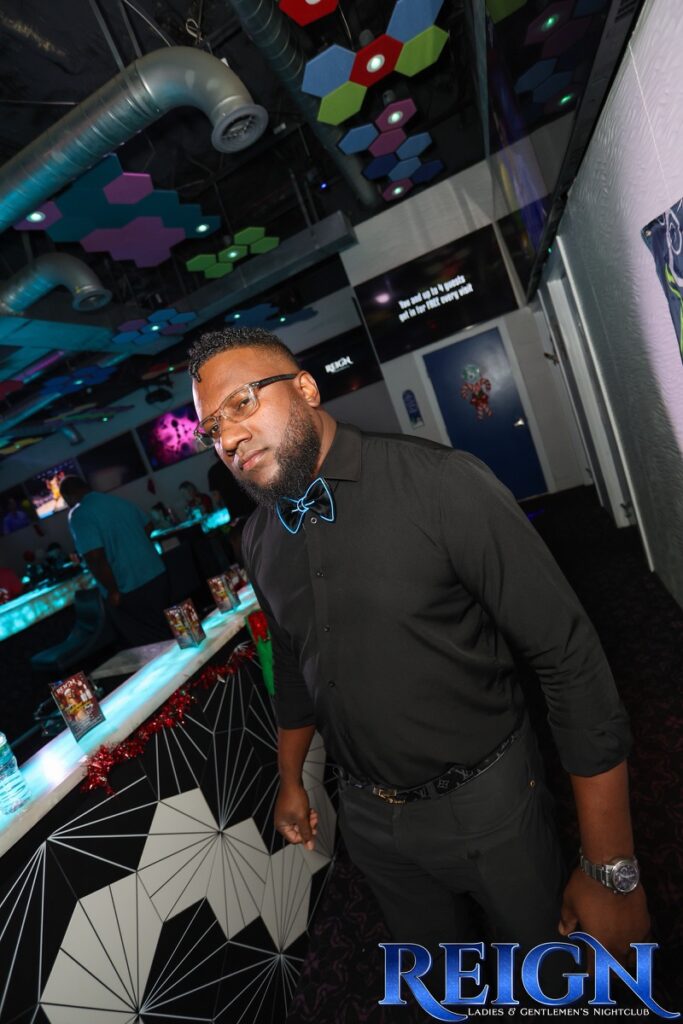 Reign-customer-appreciation-55