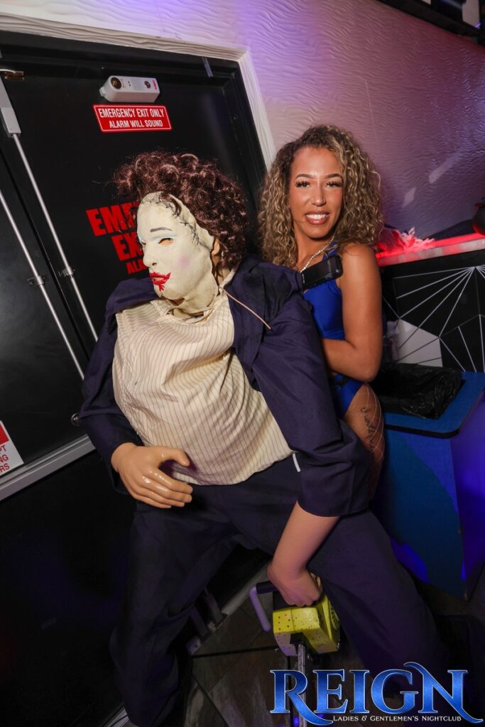 reign-barber-prehalloween-93